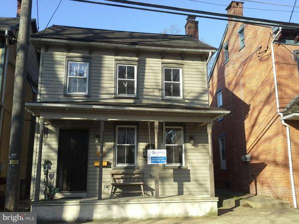 176 S CHARLOTTE ST, Manheim, PA 17545