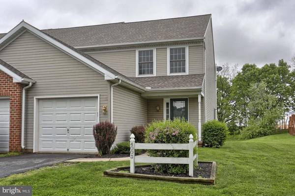 4003 PARKSIDE CT, Mount Joy, PA 17552