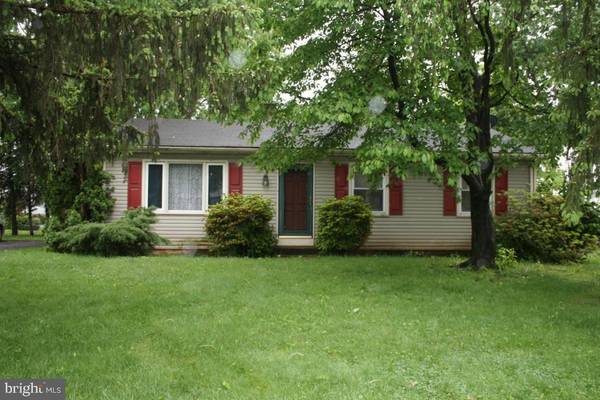 536 MARTIN AVE, Mount Joy, PA 17552