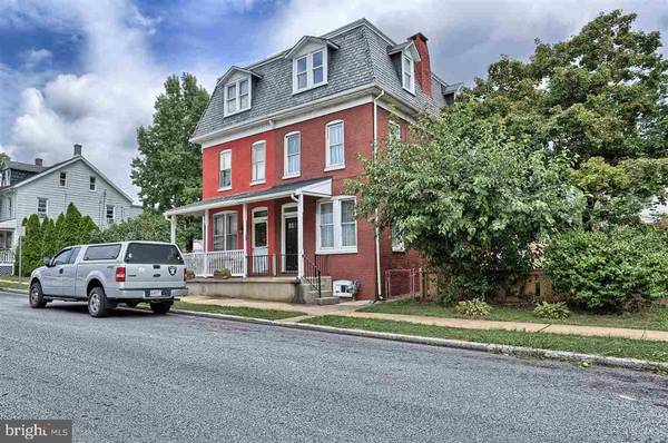 619 RIDGE AVE, York, PA 17403