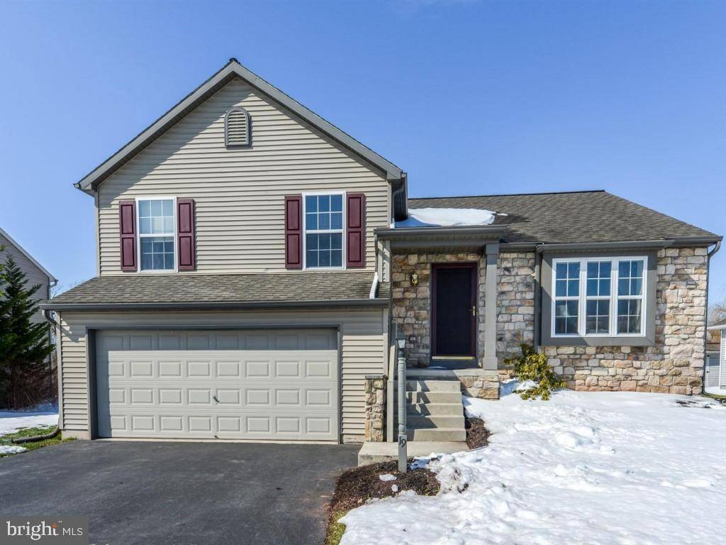 Adamstown, PA 17569,19 MISTY MEADOW LN