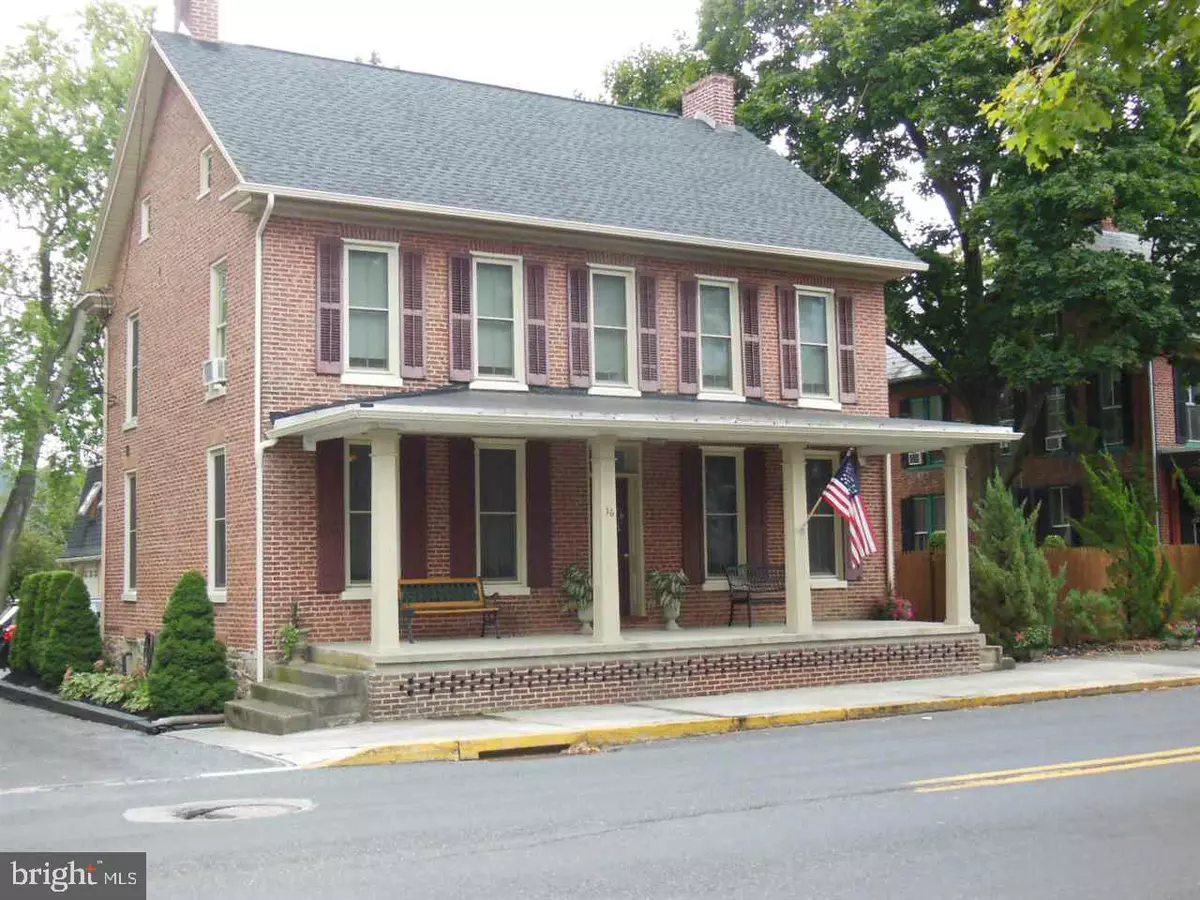 Fairfield, PA 17320,16 W MAIN ST