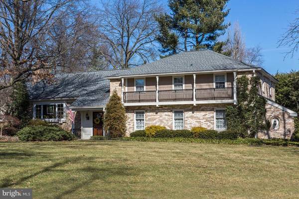 1351 FOXCROFT DR, Lancaster, PA 17601