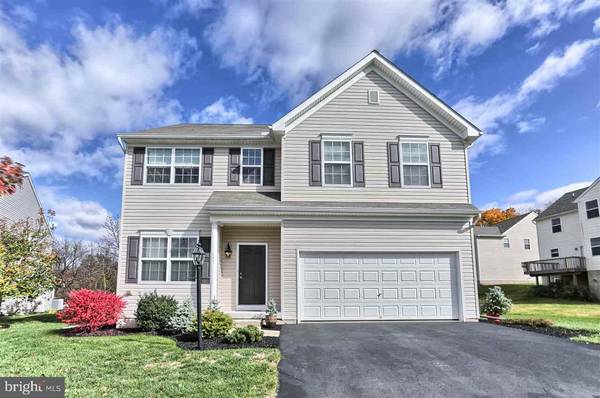 293 RUNNING BOND DR, Middletown, PA 17057