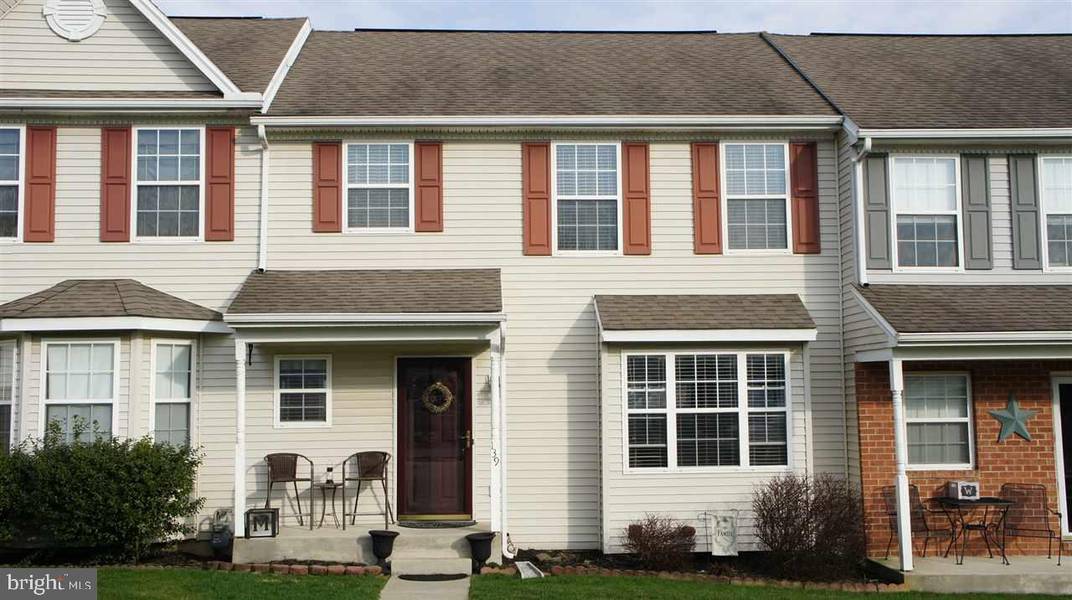 139 COUNTRY RIDGE DR, Red Lion, PA 17356