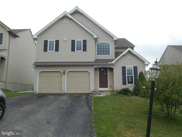 830 THOMAS ARMOR DR, Windsor, PA 17366