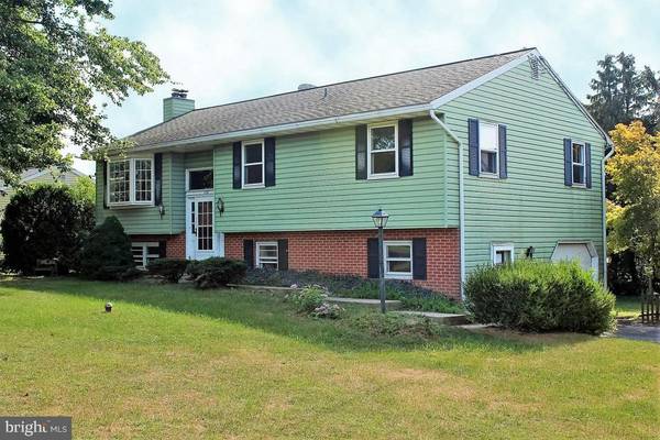 336 CAROL LYNN DR, Willow Street, PA 17584