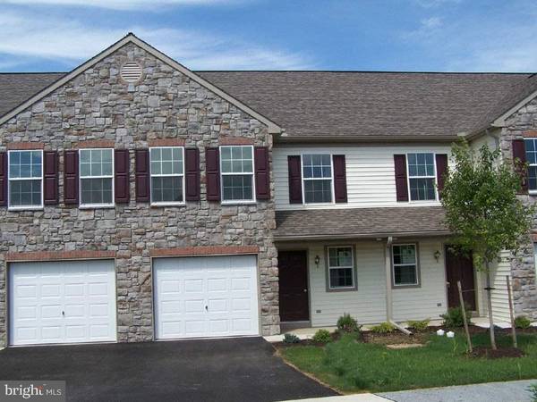 276 S VILLAGE CIR, Palmyra, PA 17078