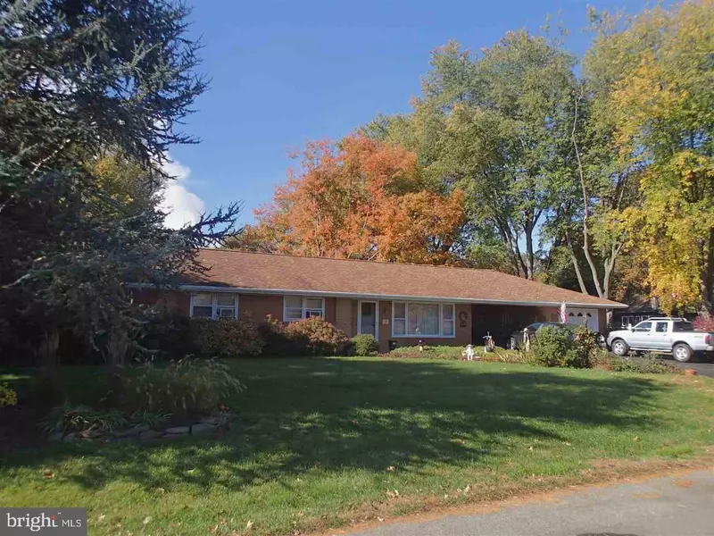 2835 ORCHARD LN, Middletown, PA 17057