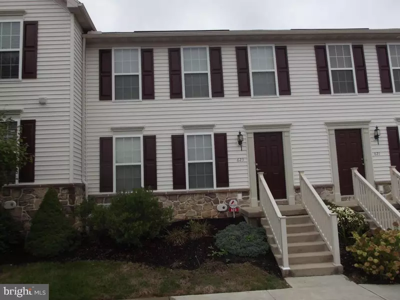 623 CREEKSIDE LN, Lititz, PA 17543