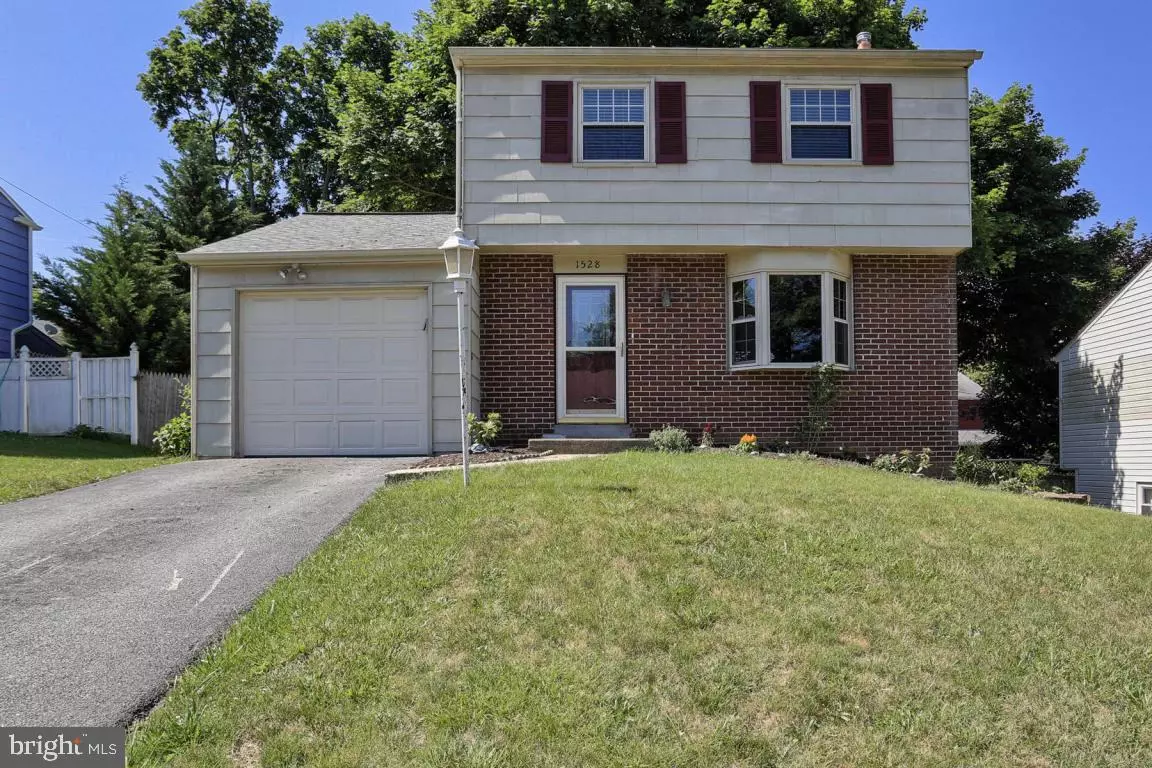 Lancaster, PA 17601,1528 ROBERT RD