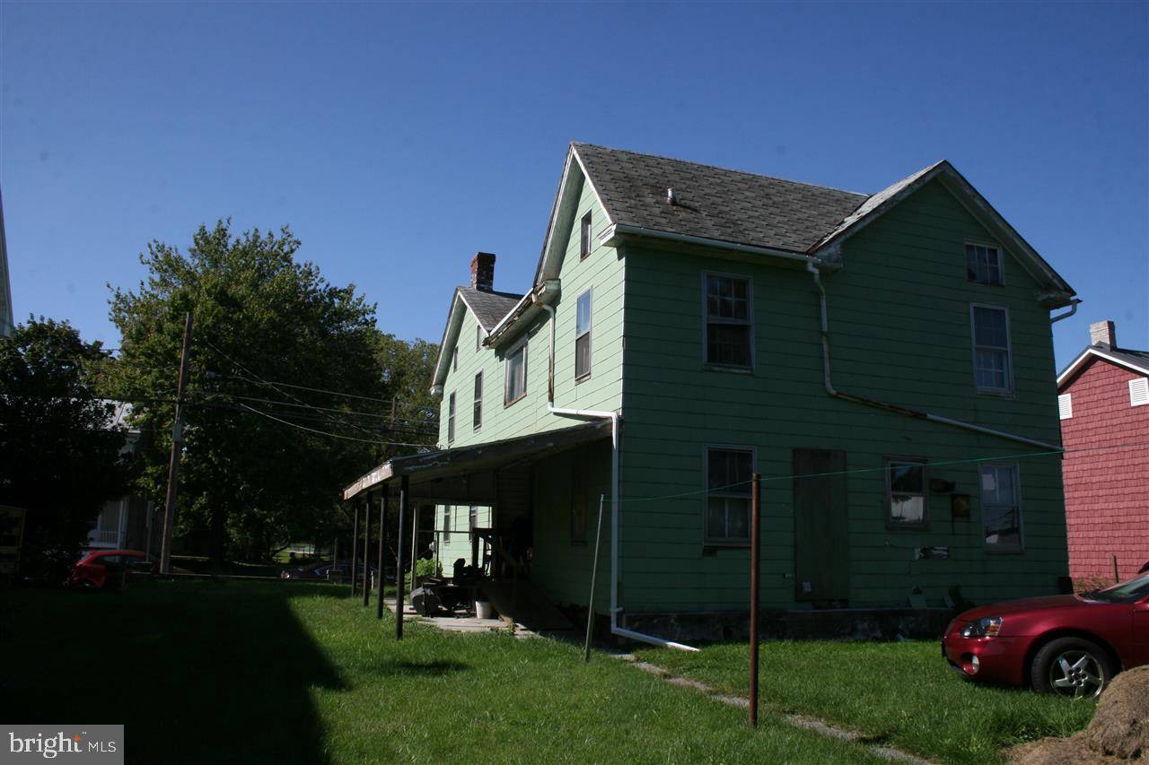 Littlestown, PA 17340,127 N QUEEN ST