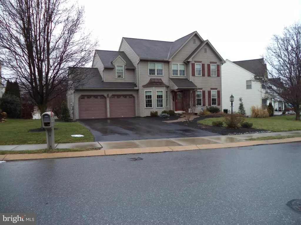 Lancaster, PA 17602,32 APPLE BLOSSOM DR