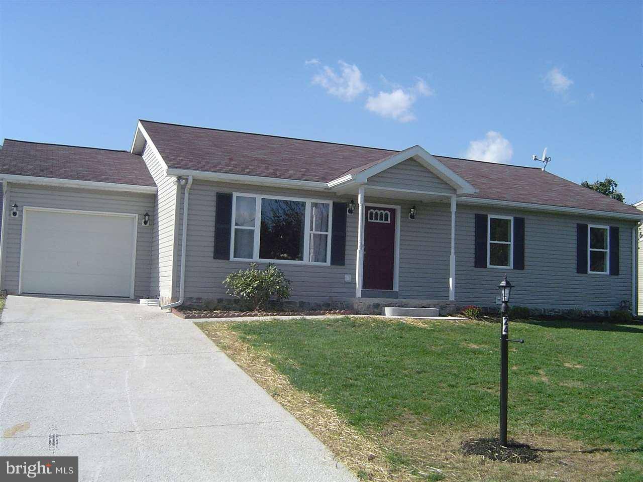 24 GLENWOOD DR, Arendtsville, PA 17307