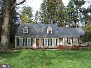 2111 CLOVER HILL RD, Lancaster, PA 17603