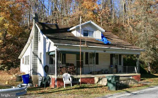 3296 HONEY VALLEY RD, Dallastown, PA 17313