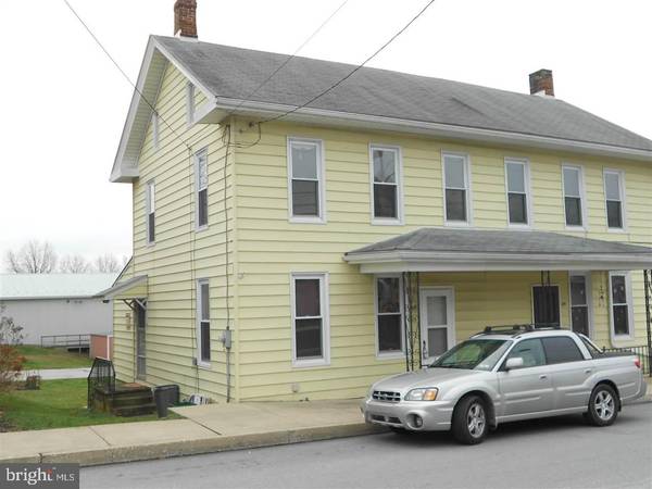 24 W MAPLE ST, East Prospect, PA 17317