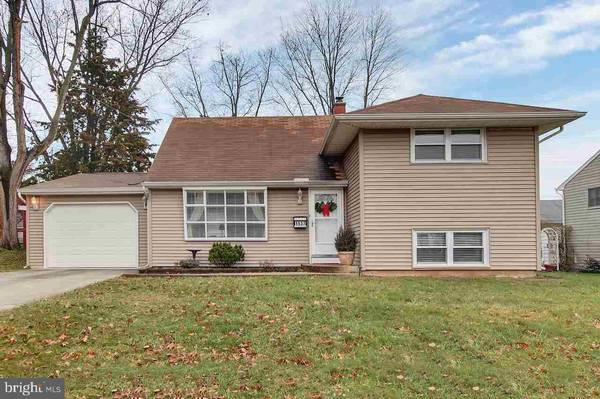 1537 DEVERS RD, York, PA 17404