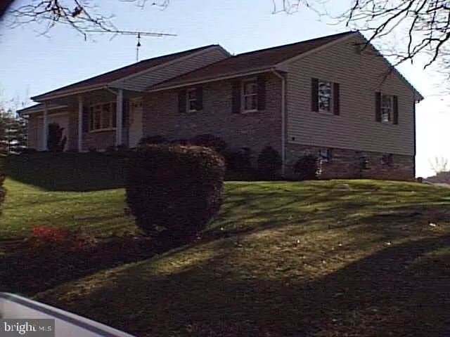 York Twp, PA 17403,20 DEW DROP CT