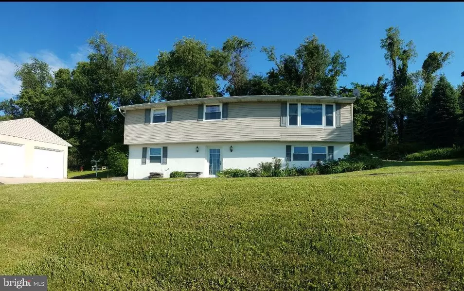 40 SCENIC DR, Wrightsville, PA 17368