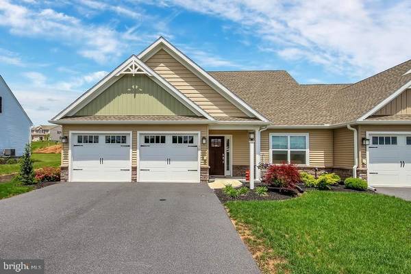 10 WIGEON WAY, Elizabethtown, PA 17022