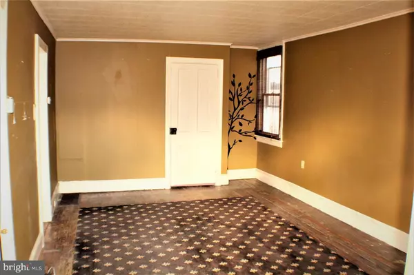 Hanover, PA 17331,143 3RD ST