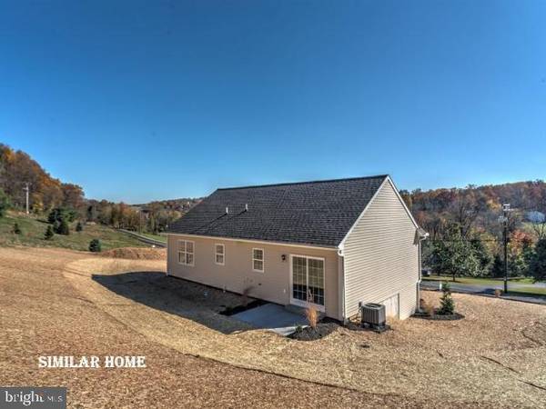 Columbia, PA 17512,528 BETTY LN