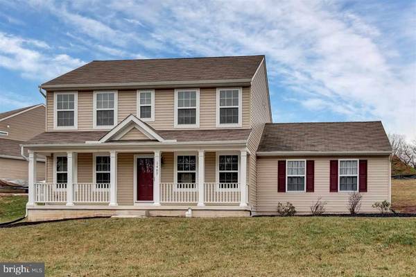 1407 WHISPERING SPRINGS DR, York, PA 17408