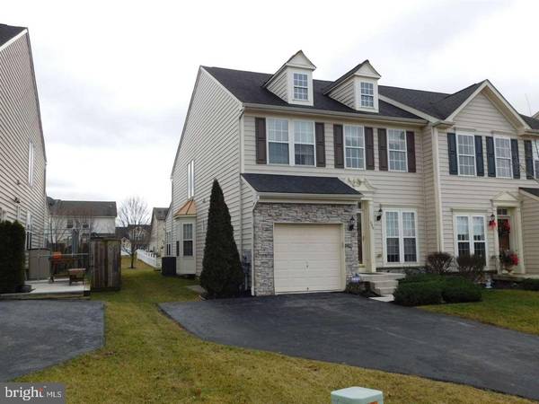 296 MAPLE DR, Hanover, PA 17331