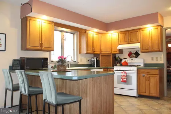 Leola, PA 17540,63 N MAPLE AVE