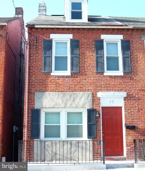 28 N 5TH ST, Columbia, PA 17512