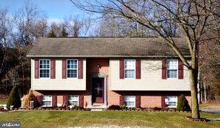 236 DRUMMER DR, New Oxford, PA 17350