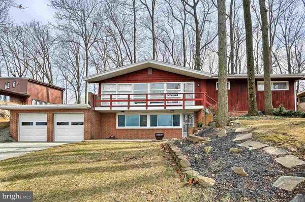 242 GREENDALE RD, York, PA 17403