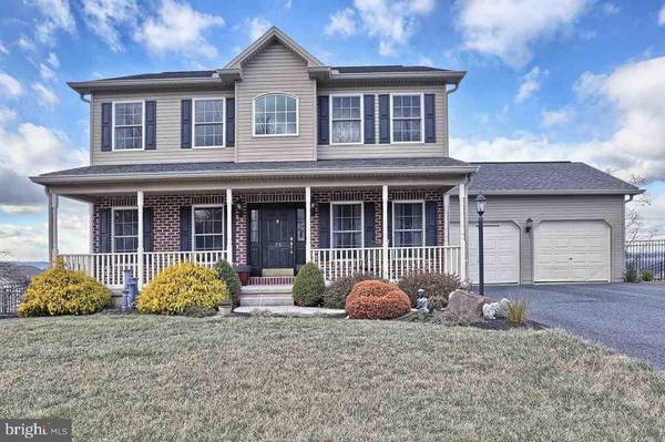 75 HOLLY LN, Etters, PA 17319