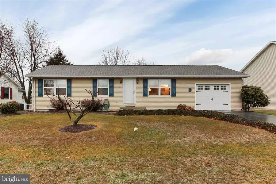 26 BONNIEFIELD CIR, Gettysburg, PA 17325