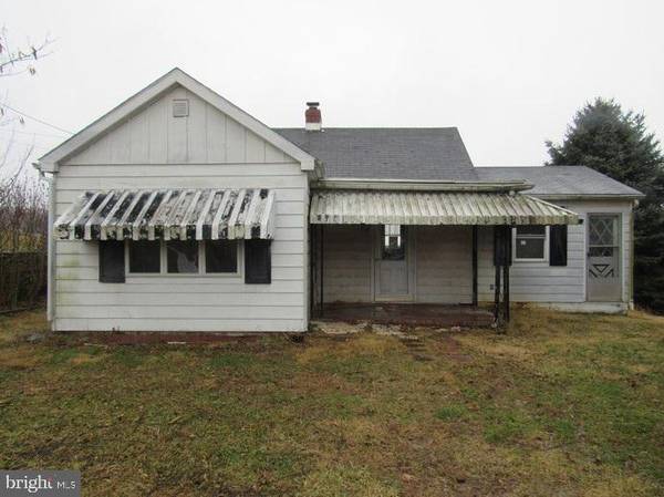 1285 BAHNS MILL RD, Windsor Twp, PA 17356