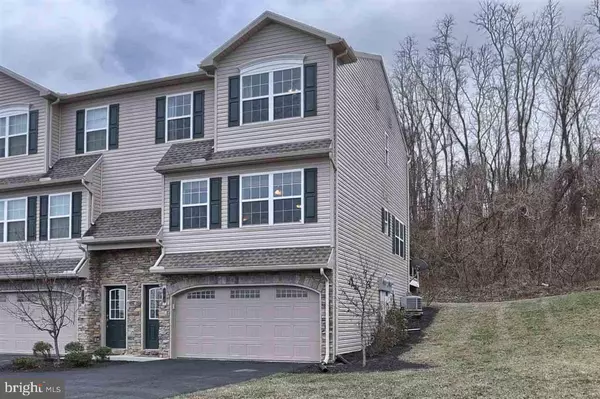 164 OLD SCHOOLHOUSE LN, Mechanicsburg, PA 17055