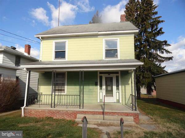 105 LINDEN AVE, Hanover, PA 17331