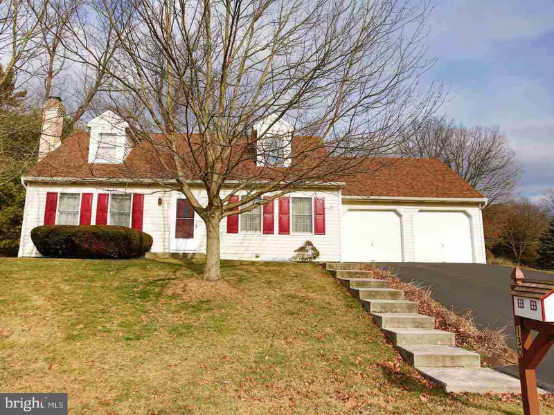 130 SHOLLY DR, Mechanicsburg, PA 17055