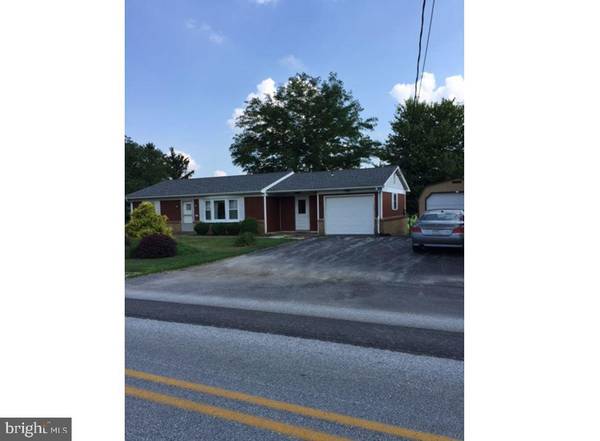 5162 MINE RD, Kinzers, PA 17535