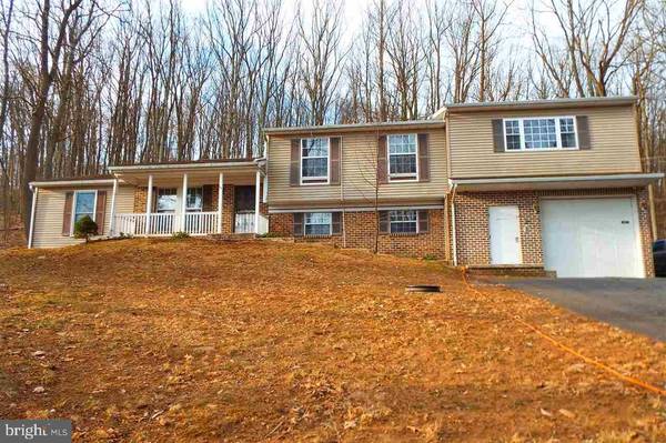 403 OLD STATE RD, Shermans Dale, PA 17090