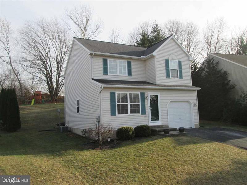 716 BLOSSOM HILL LN, Dallastown, PA 17313