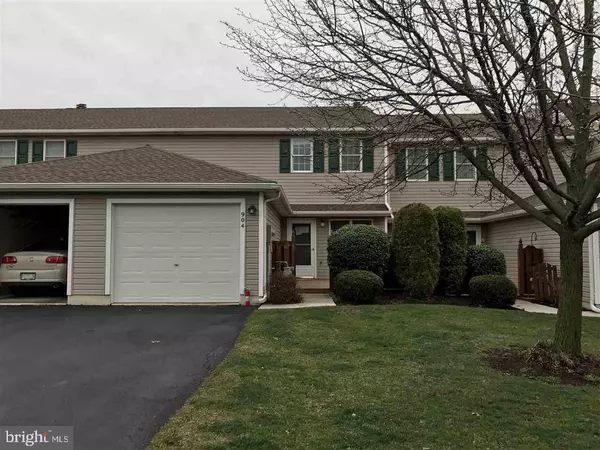 York, PA 17408,904 STONEGATE CT