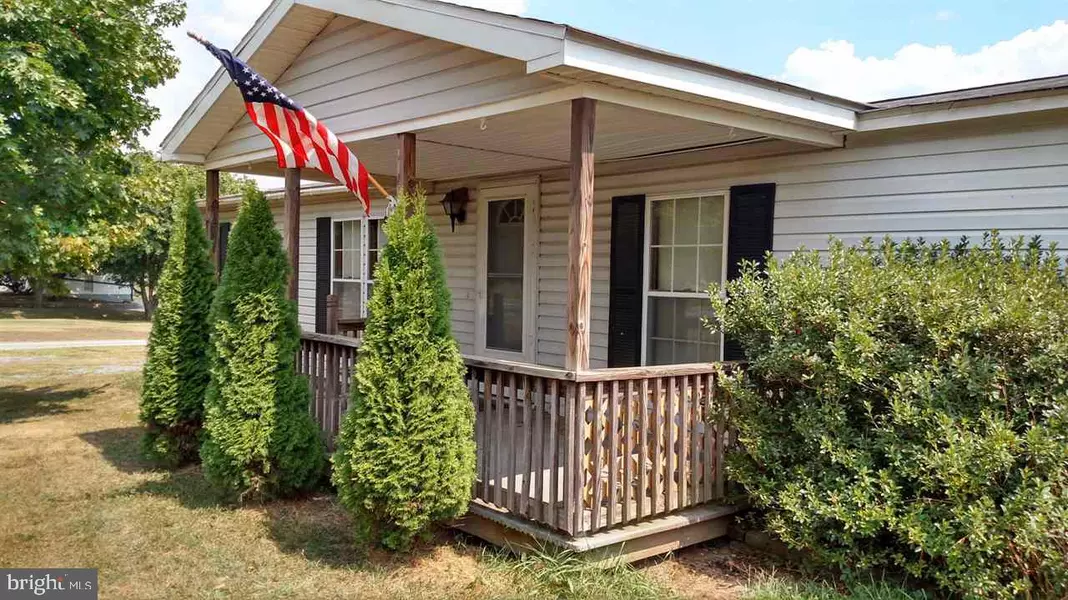 800 GREENSPRING RD, Newville, PA 17241