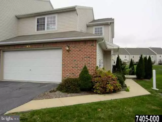 York, PA 17406,2320 SLATER HILL LN E