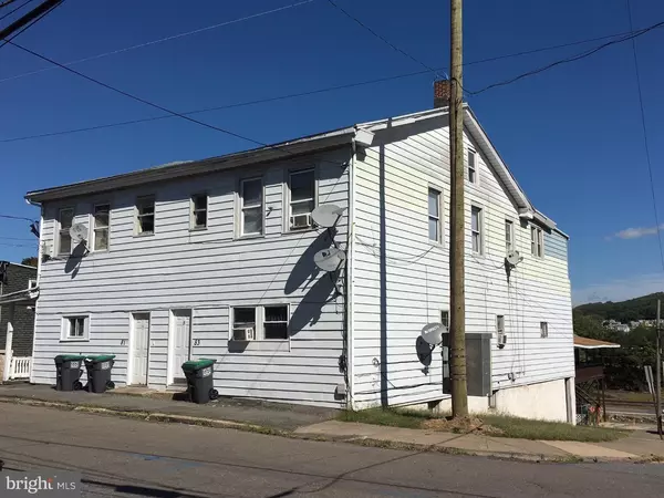 81 HUNTER ST, Tamaqua, PA 18252