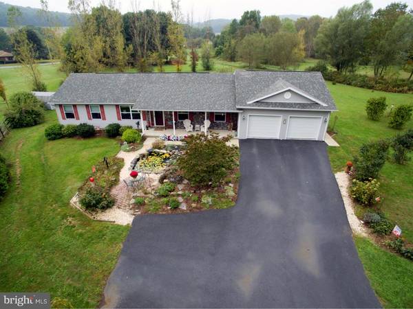 Pine Grove, PA 17963,33 PINE CONE DR