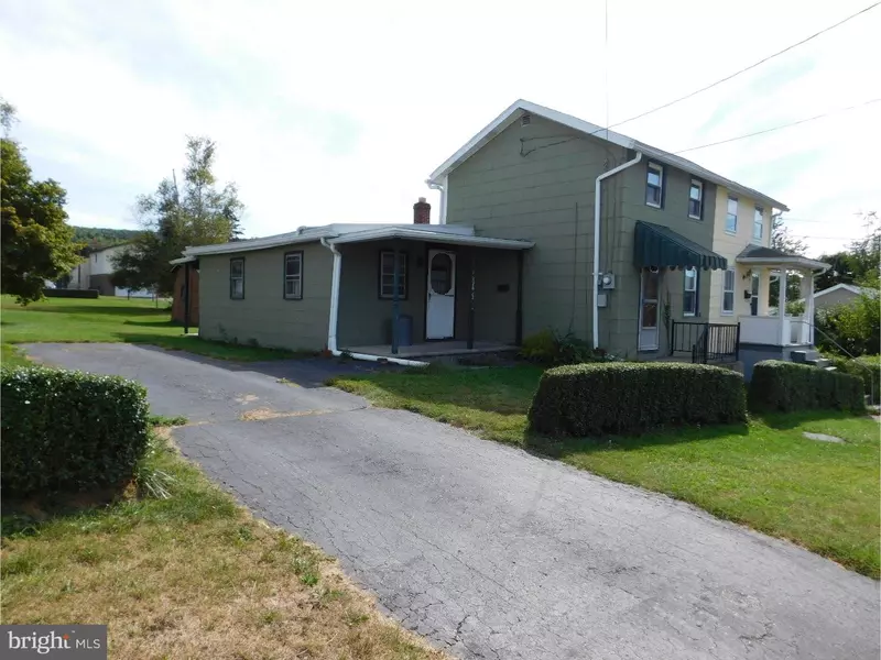 14 W RUDDLE ST, Coaldale, PA 18218