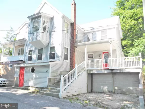 330 LINCOLN ST, Tamaqua, PA 18252