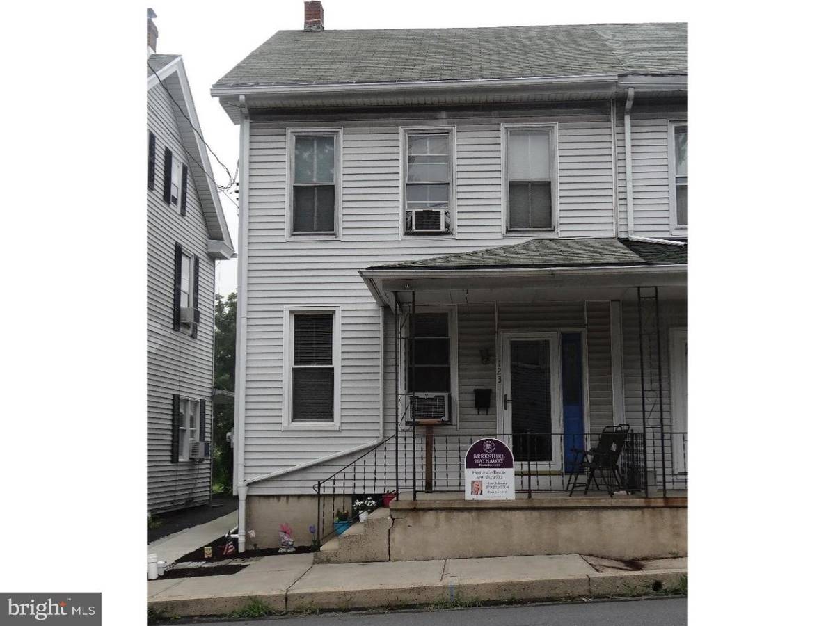 Orwigsburg, PA 17961,123 N WASHINGTON ST